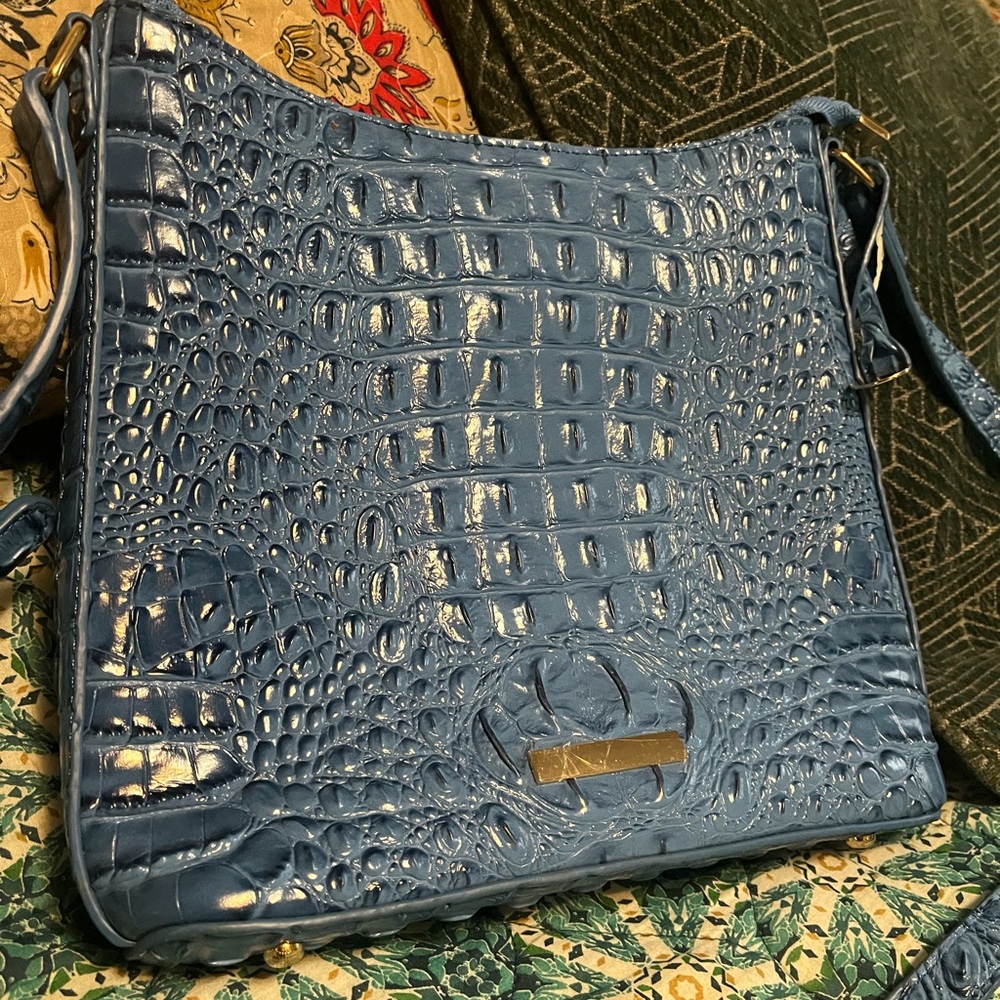 Elegant Blue Crocodile-Embossed Shoulder Bag